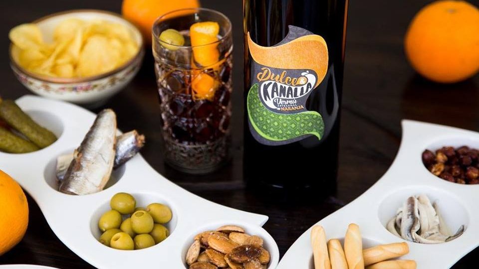 vermut-kanalla-casa-amadeo-ruzafa-valencia-tardeo